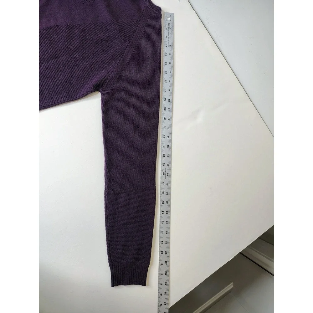Lululemon simple wool crewneck pullover sweater Size 12